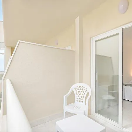 Hotel Azuline Bahamas Y Bahamas Ii 3*