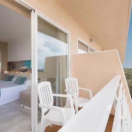 Azuline Bahamas Y Bahamas Ii Hotel