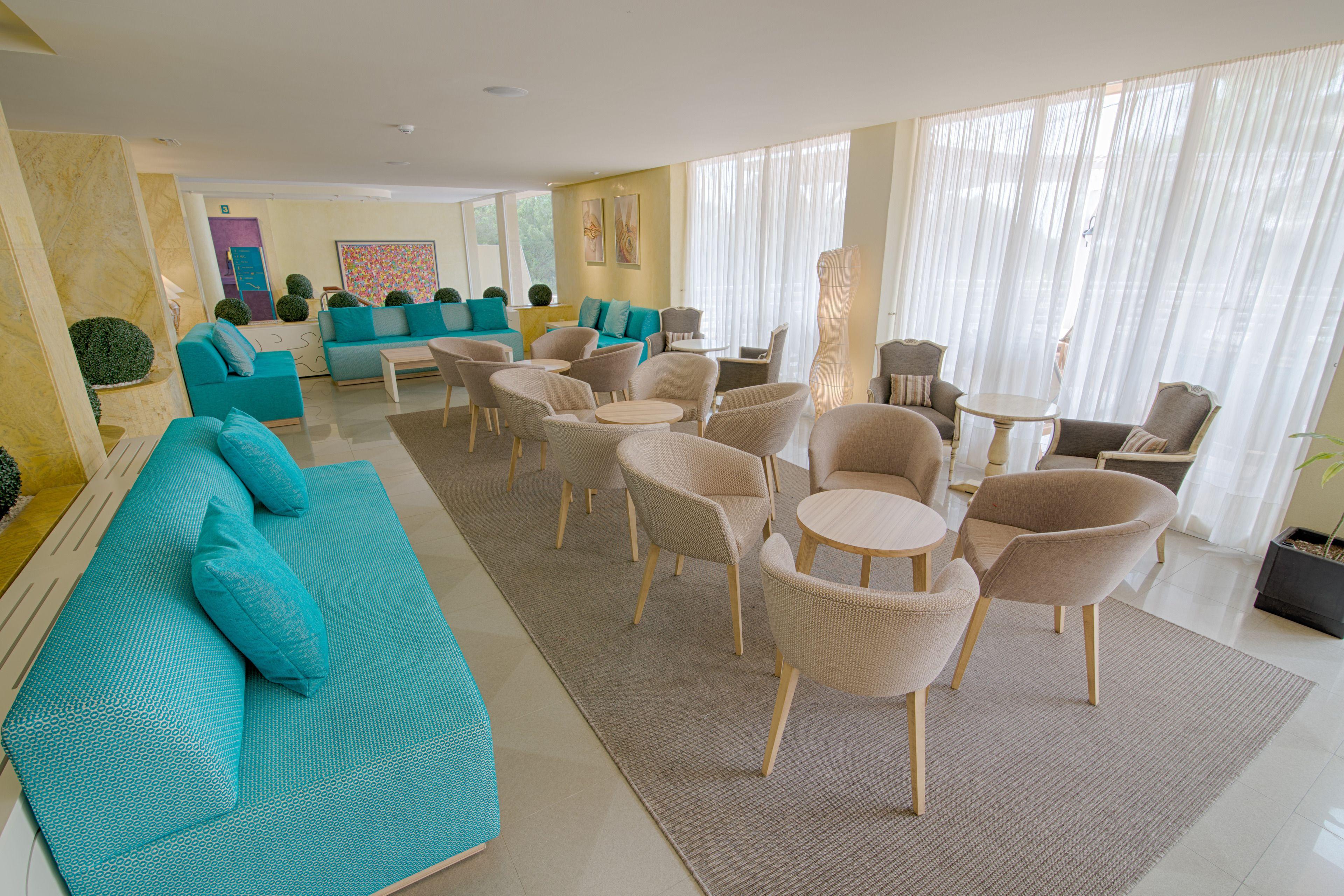 Hotel Azuline Hotel Bahamas Y Bahamas II El Arenal (Mallorca), Spain ...