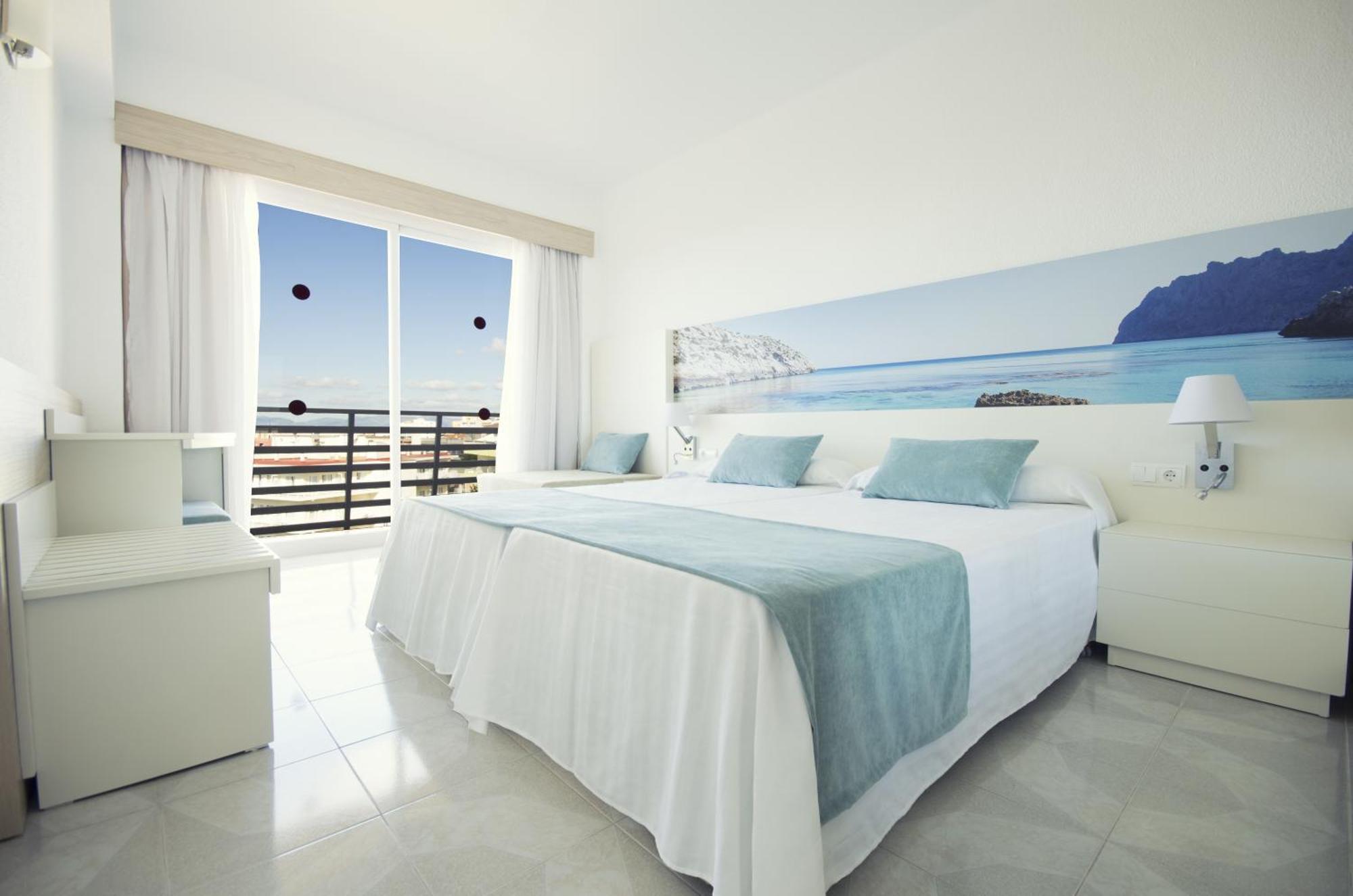 Hotel Azuline Hotel Bahamas Y Bahamas II El Arenal (Mallorca), Spain ...